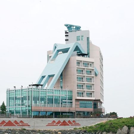 Mohang Haenaru Family Hotel Buan Exteriör bild