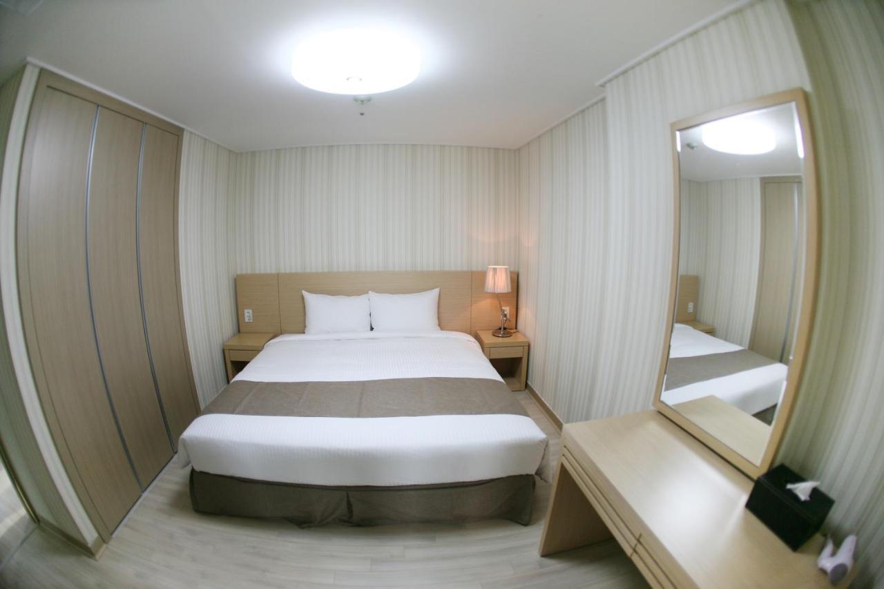 Mohang Haenaru Family Hotel Buan Exteriör bild
